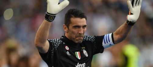 Buffon, suspendido tres duelos tras 'explotar' en el Bernab&eacute;u
