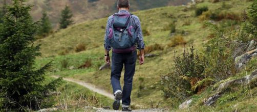 Los m&uacute;ltiples beneficios de practicar senderismo