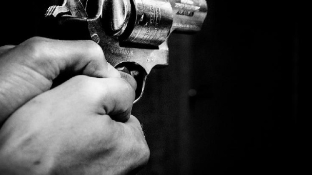 Colpito a morte all'interno di uno studio medico.