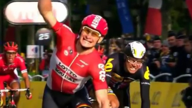 Andr&egrave; Greipel, la vittoria a Parigi al Tour de France