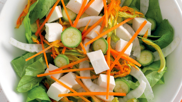 insalata mista contaminata da salmonella enterica: ritiro immediato