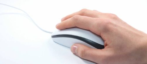 Facebook recopila informaci&oacute;n a trav&eacute;s del "me gusta", comentarios y el cursor de rat&oacute;n