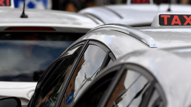 Bando comune di Afragola per 45 licenze per attivit&agrave; di taxi e 5 per noleggio con conducente