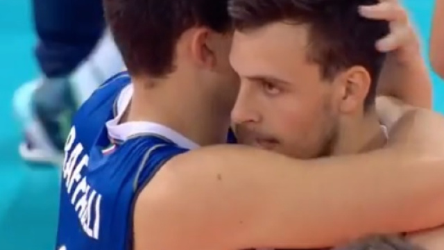 La gioia degli azzurri dopo la vittoria