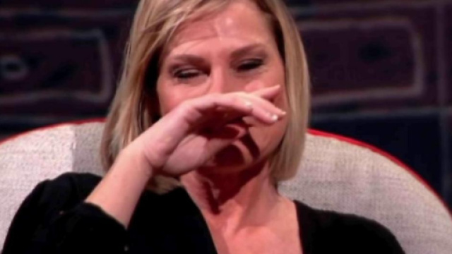 Simona Ventura, accoltellato il figlio Niccol&ograve; Bettarini