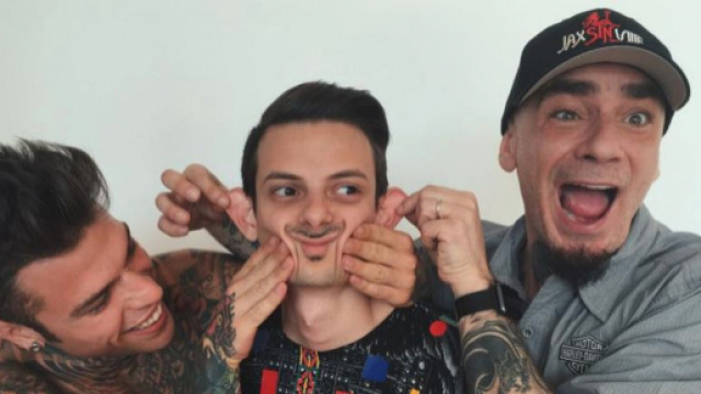 Fedez e Rovazzi, il divorzio adesso &egrave; ufficiale, rumors anche su una lite con J-Ax