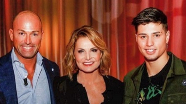 Milano, Niccol&ograve; Bettarini se la prende con i suoi aggressori su Instagram