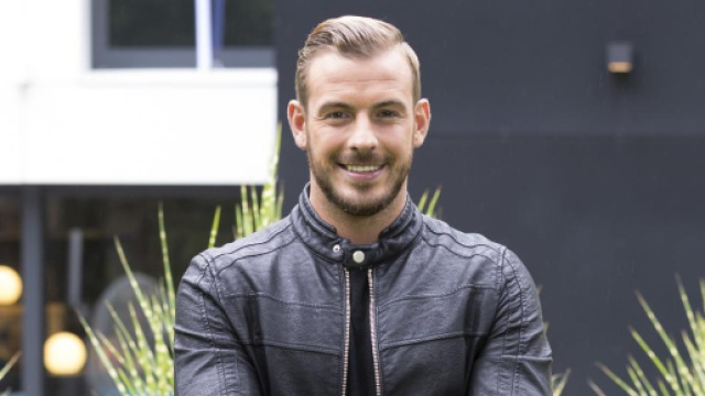 Moundir et les Apprentis Aventuriers 3 : Julien Bert fait une ... - melty.fr