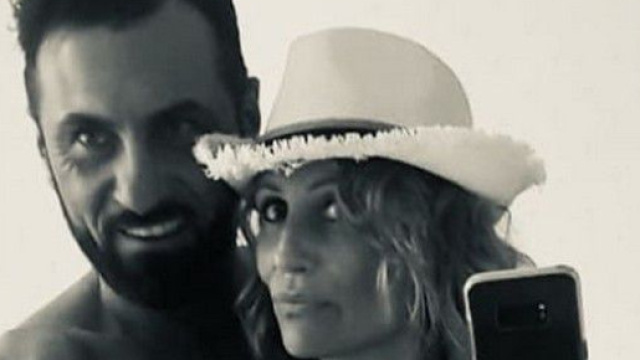 Sossio Aruta si gode l'estate con Ursula e non commenta la coppia Ida e Riccardo a Temptation Island