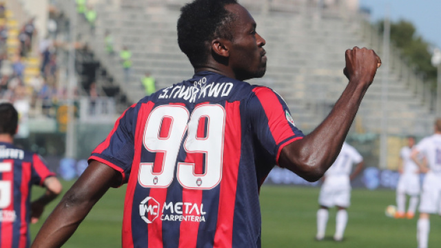 L'attaccante del Crotone, Nwankwo Simy