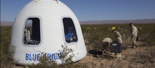 Blue Origin - New Shepard Crew Capsule (Image courtesy - NASA Flight Opportunities, Wikimedia Commons)