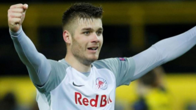 Duje Caleta-Car pourrait devenir le prochain d&eacute;fenseur phare des Marseillais, si un accord parvient &agrave; &ecirc;tre pass&eacute; avec lui.