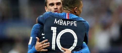Griezmann y Mbapp&eacute; fueron las estrellas de Francia en ataque. Foto cortes&iacute;a OK Diario.