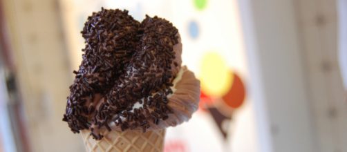 Photo of Ice Cream with sprinkles - [Leni Tuchsen / Flickr]