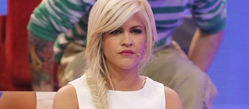 Ylenia Padilla, ingresada en el hospital, tranquiliza a sus fans ... - bekia.es