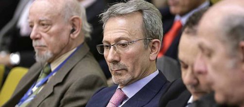 Sentencian a prisi&oacute;n por estafa a 20 responsables de Forum Filat&eacute;lico