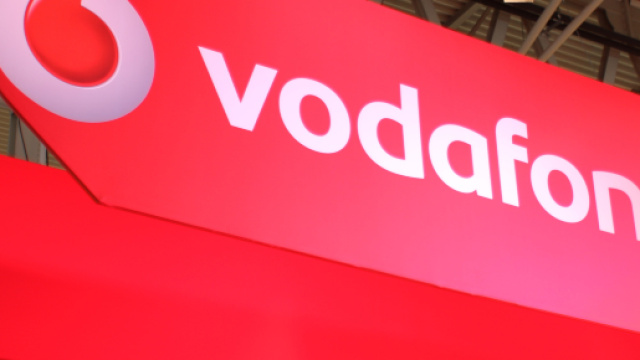 Rincari Vodafone: aumento delle tariffe da 2,50 a 4 euro per fissi e mobili.