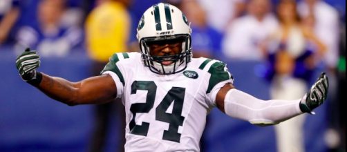 Darrelle Revis with New York Jets. - [Official LoyalJetFans / YouTube screencap]