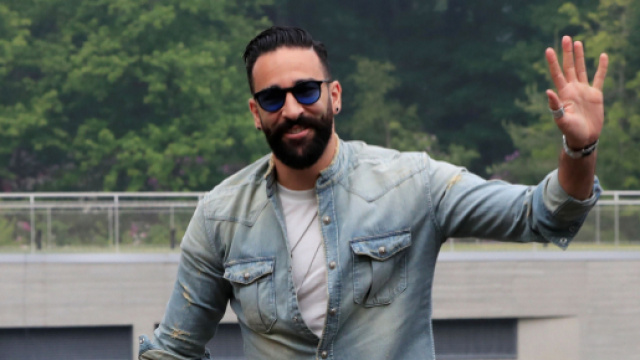Adil Rami raconte l'incroyable soir&eacute;e de l'Equipe de France qui a suivi France-Argentine !