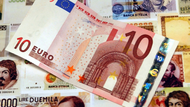 Pensioni ancora pagate come se ci fosse la lira, senza adeguarsi al rincaro del costo della vita
