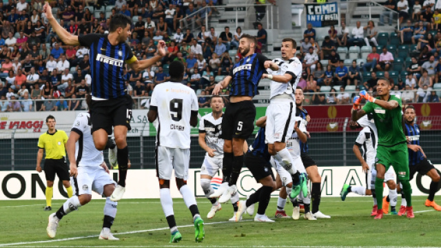 Una fase di Lugano-Inter, prima amichevole stagionale disputata dai nerazzurri