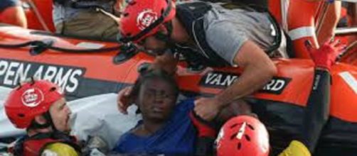 Rescatada migrante del mar Mediterr&aacute;neo despu&eacute;s de estar 48 horas a la deriva