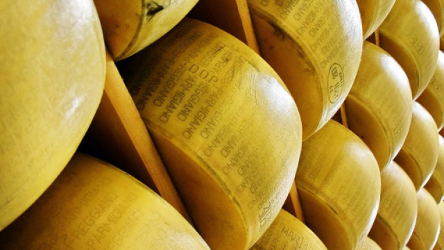 Parmigiano e Crudo di Parma sotto la lente d'ingrandimento (Ph. Pixabay - zalazaksunca).