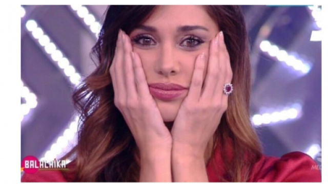 Gossip, Paola Ferrari attacca: 'Belen Rodriguez &egrave; ricca, furba e priva di talento'.