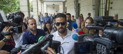 El guardia civil de La Manada seguir&aacute; en libertad pese a que intent&oacute; renovar el pasaporte