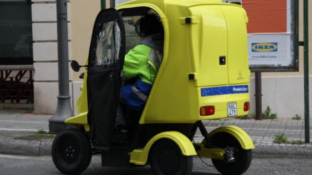 Lavoro, Poste Italiane assume portalettere in tutta Italia