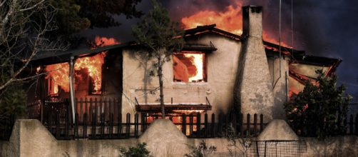 Afectados por el incendio forestal en Grecia niegan haber recibido un aviso de precauci&oacute;n