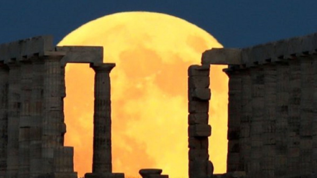 Lo spettacolo del Tempio di Poseidone