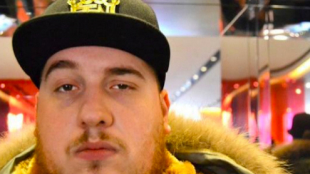Nerone conferma: nel brano tic toc si riferisce a una blogger di una blogger di Hano.it.