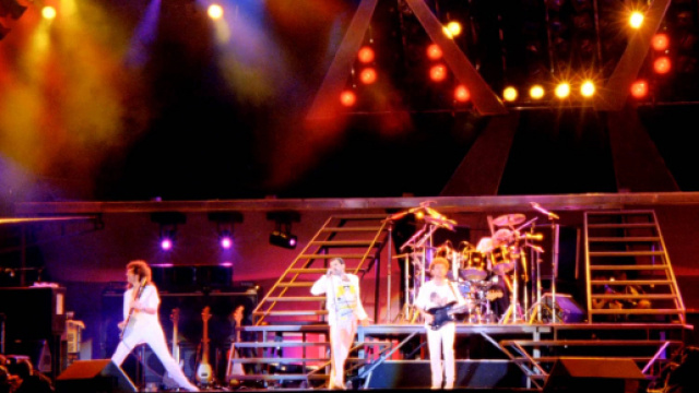 Queen: Hungarian Rhapsody - Live In Budapest 1986 (Full HD 1080p ... - youtube.com