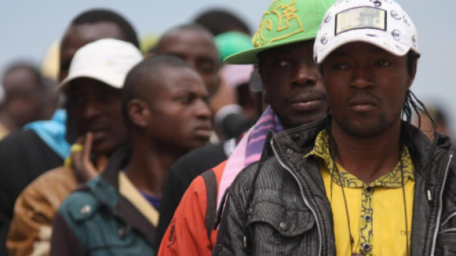 Violenze contro cittadini stranieri, in Italia il fenomeno &egrave; sempre pi&ugrave; allarmante