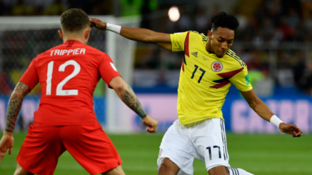 Mojica in un contrasto con Trippier