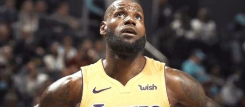 Image via nbalakersnation - Instagram