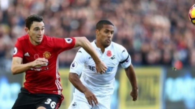Calciomercato Inter, salgono le quotazioni di Darmian del Manchester United (RUMORS)