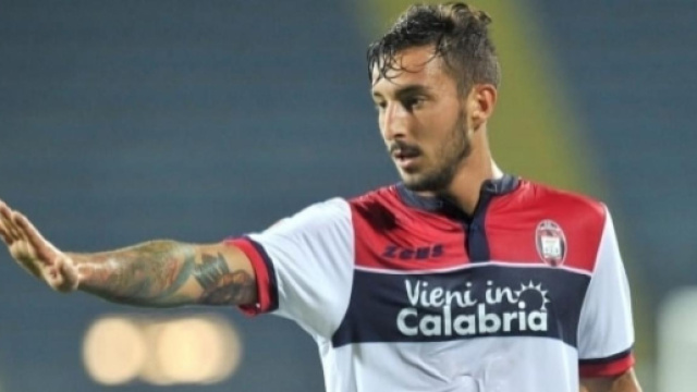 Il difensore del Crotone, Federico Ceccherini