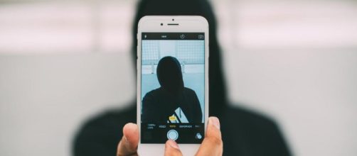 Tu Smartphone no te escucha pero la c&aacute;mara recoge los pasos que das