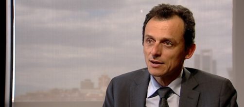 Pedro Duque comienza a visitar las universidades espa&ntilde;olas como ministro