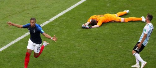 Griezmann y Mbapp&eacute;: principales amenazas para Uruguay en cuartos de final del Mundial