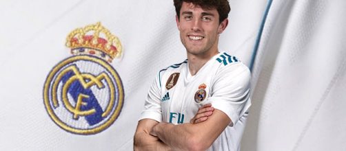 El Real Madrid hace oficial el fichaje de &Aacute;lvaro Odriozola por 6 temporadas