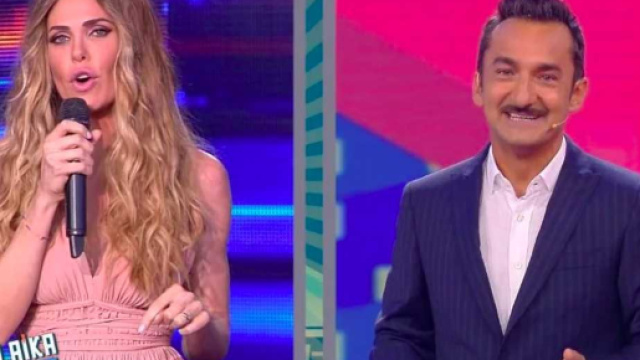 Balalaika, Ilary Blasi risponde alle critiche