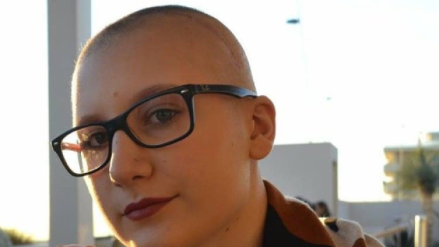 Martina muore prima della maturit&agrave;, le compagne discutono la tesina per lei.