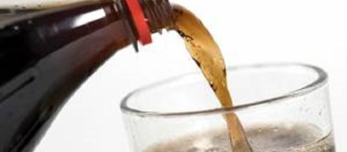 CHILE / El impuesto a las bebidas azucaradas redujo el consumo de estos productos un 21.6%