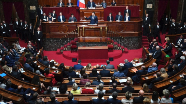 Congr&egrave;s : les temps forts du discours d'Emmanuel Macron en vid&eacute;os ... - publicsenat.fr