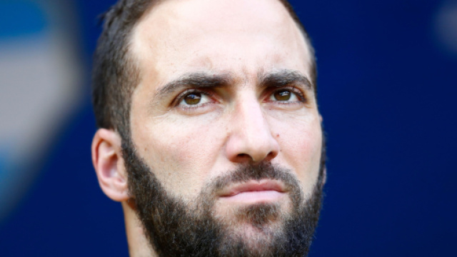 Gonzalo Higuain - L'argentino chiede 9 milioni di ingaggio