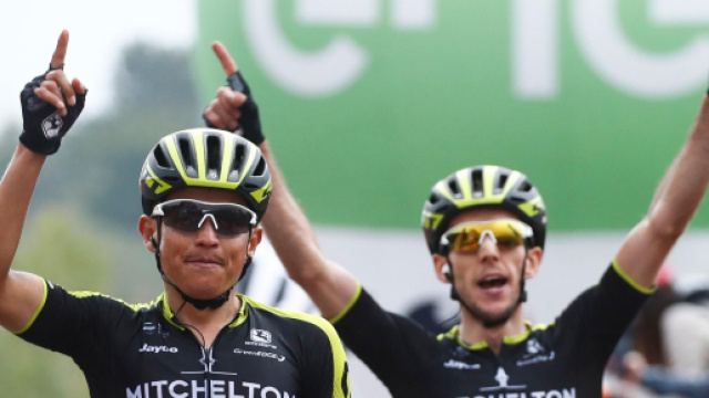 Esteban Chaves, la vittoria al Giro d'Italia nella tappa dell'Etna
