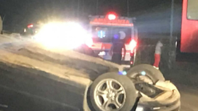 A Nettuno un padre guida ubriaco e senza patente, l'auto si ribalta: muore sul colpo la figlia di otto anni.